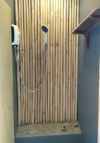 The Cavern Pod Hotel & Specialty Café - Hostel