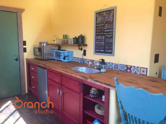 Oranch House, Studio & Wilderness