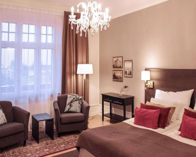 Home Hotel Drott