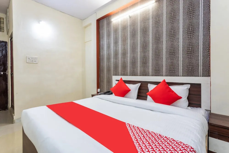 Oyo 29919 Hotel Darshan Shree