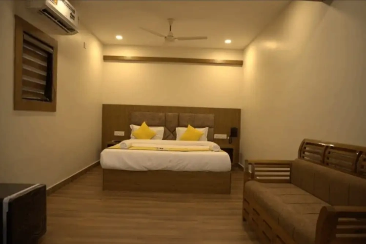 Deluxe Suite