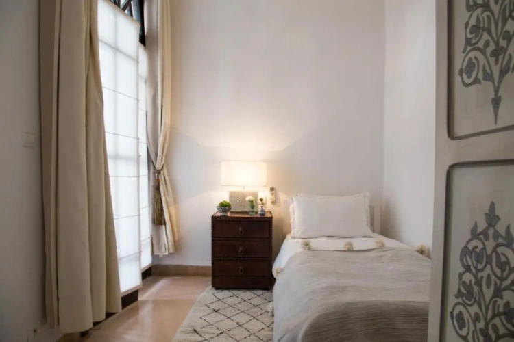Standard Single room