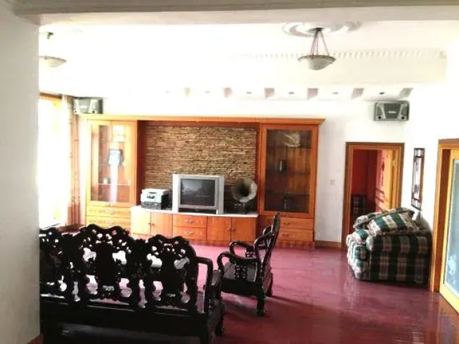 Shanlihong Hotel(沈阳山里红山庄)