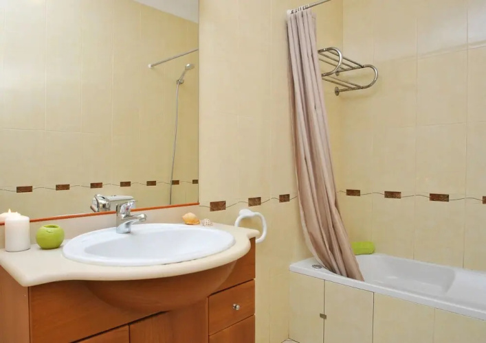 STUDIO Apartment Sleeps 2 - AVA 1188