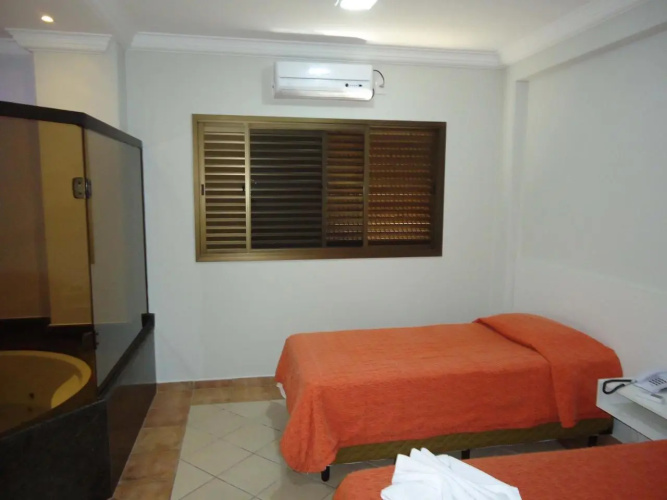Big Executive Hotel