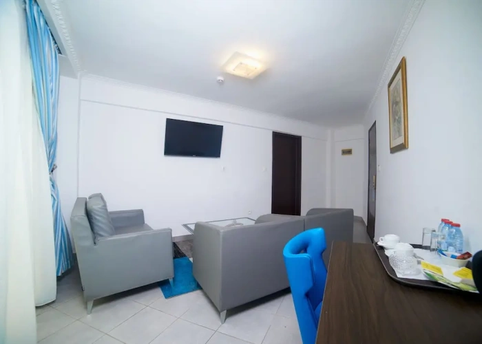 Deluxe Suite