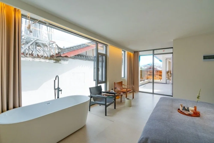 Double Suite with courtyard view