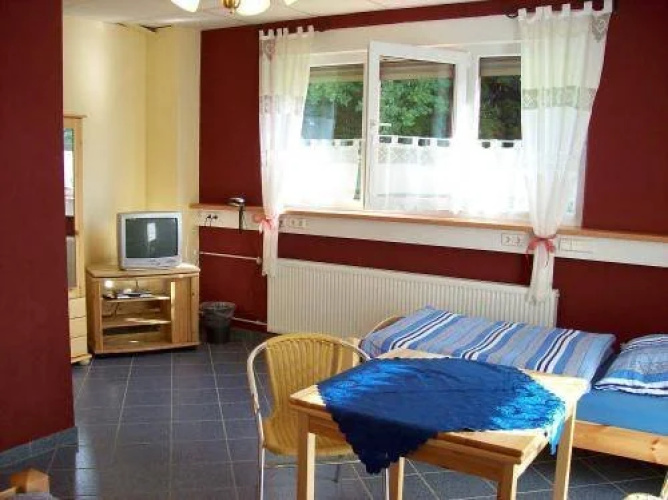 Econo Motel Goelzer
