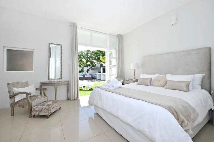 White Waves Beach House