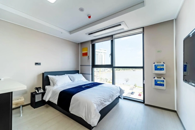 Superior Double room with lake view