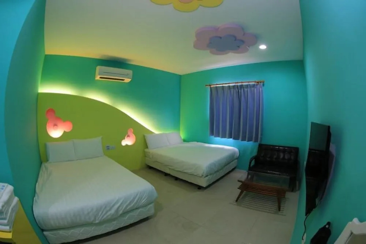 Happy B&B