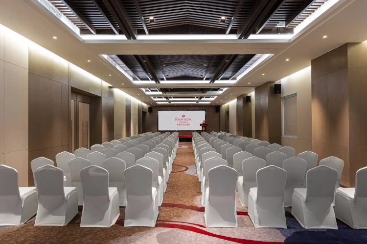 Ramada By Wydham Daocheng