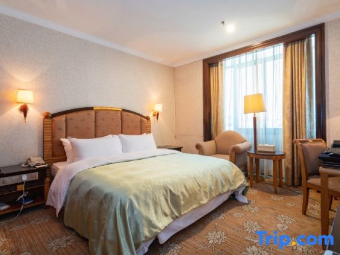 Deluxe Double Suite