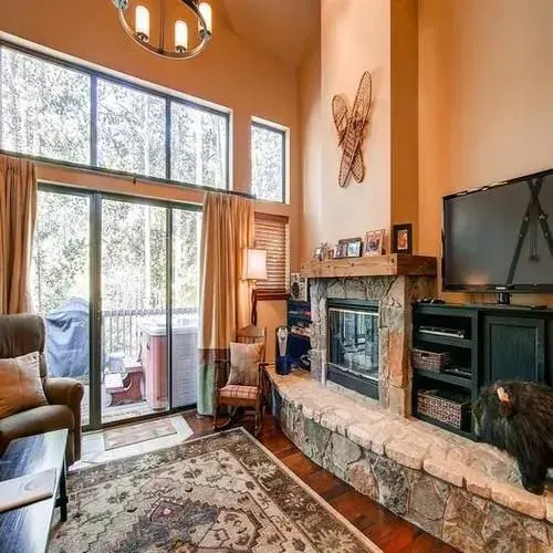 Village Point By Pinnacle Lodging