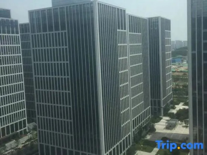 Yicheng Light Residence Hotel