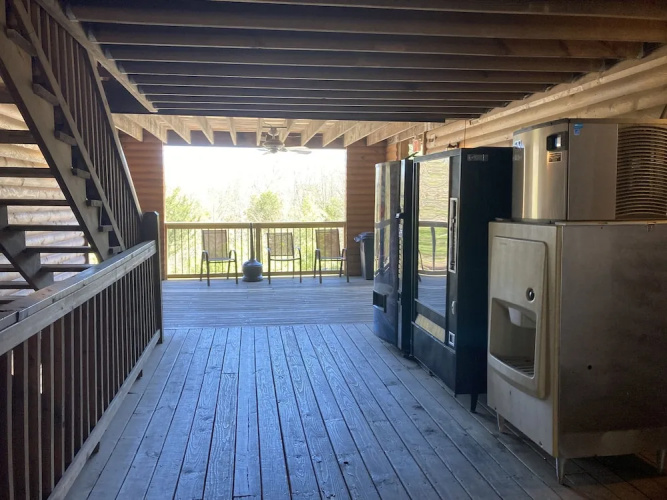 Gold Suites Rentals