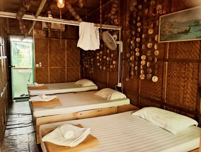 Standard Triple room