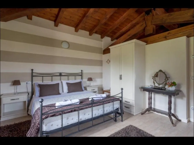 Deluxe Double room with city view