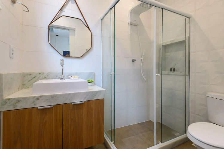 Moderno Quarto E Sala Em Copacabana | Mfb 76/204