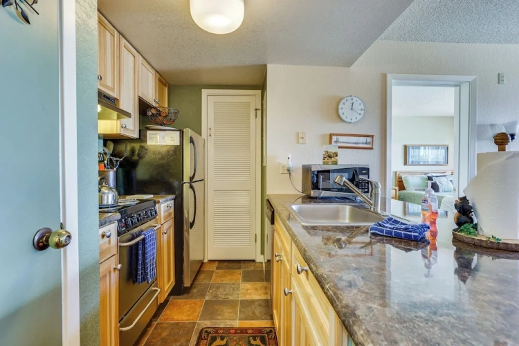2 Bedrooms Apartment