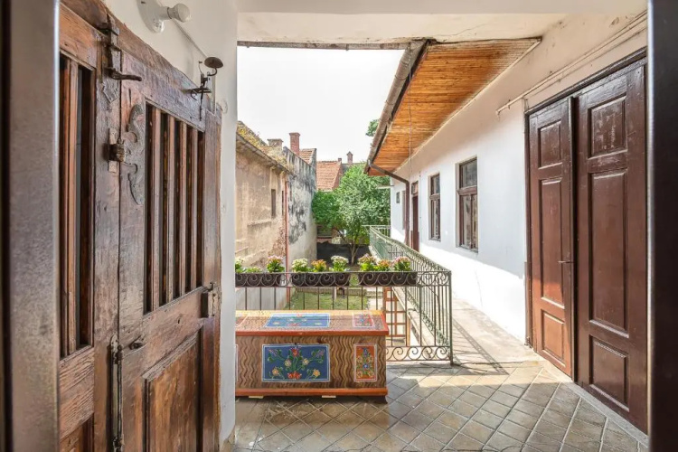 Saint John's 22 Brasov