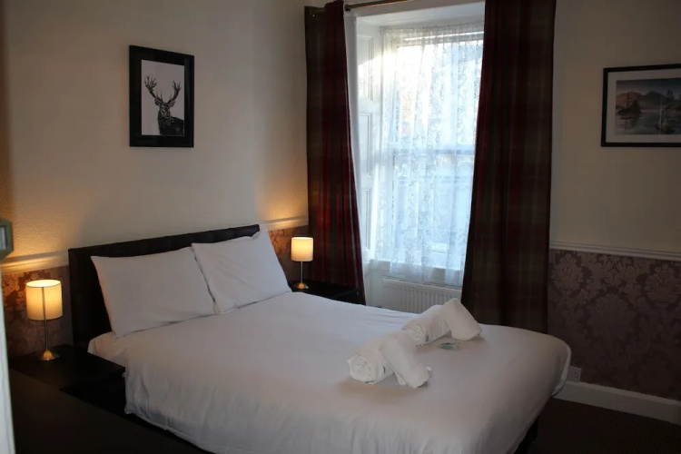 Ardmillan Hotel