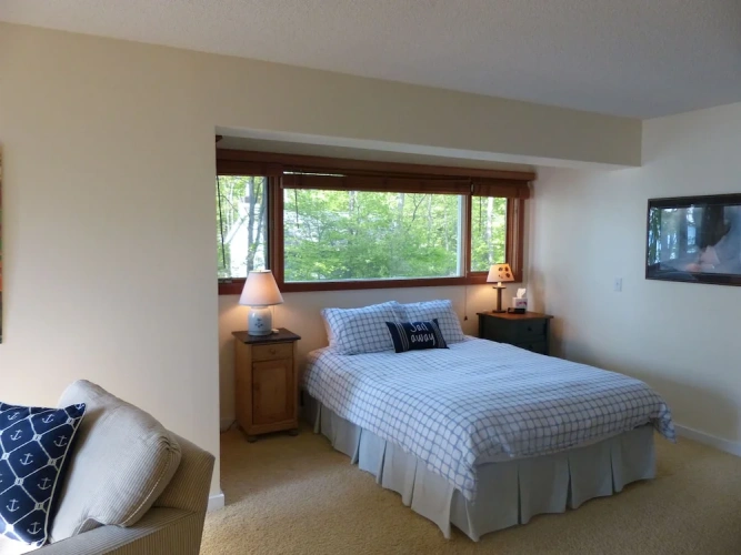 5 Bedrooms Cottage with lake view