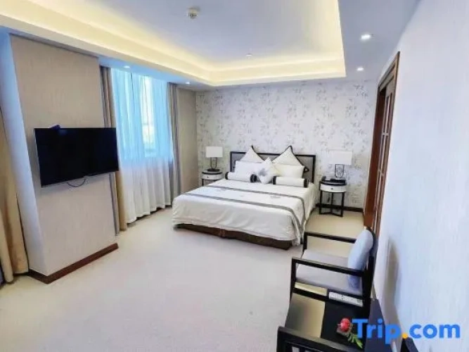 Deluxe Double Suite