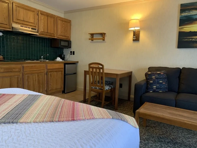 Standard Basement room
