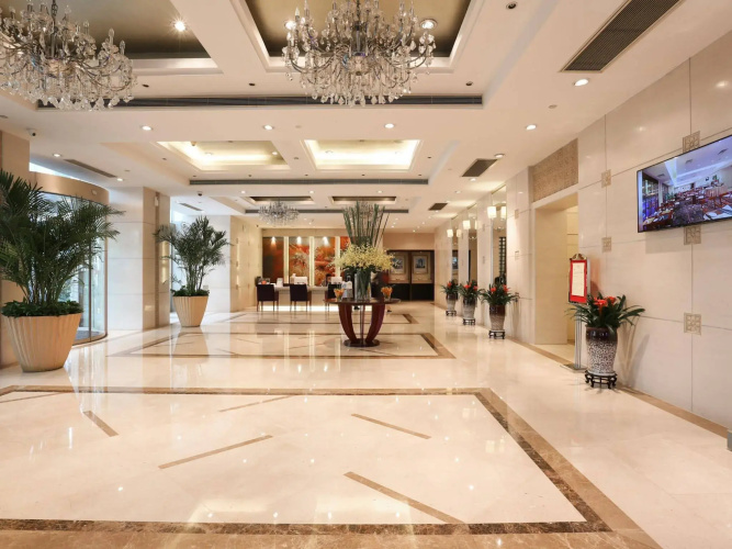Cyts Greentree Eastern International Hotel