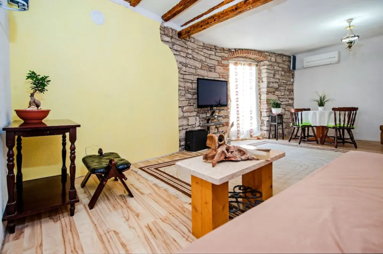 Apartment Sani