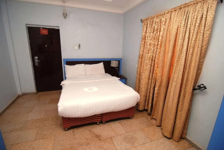Lapour Hotels Ltd