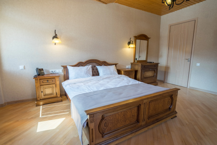 Imperial House Hotel