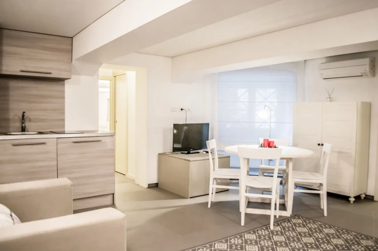 Ferrini Home - Nicito 18