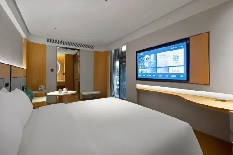Standard Double room with view