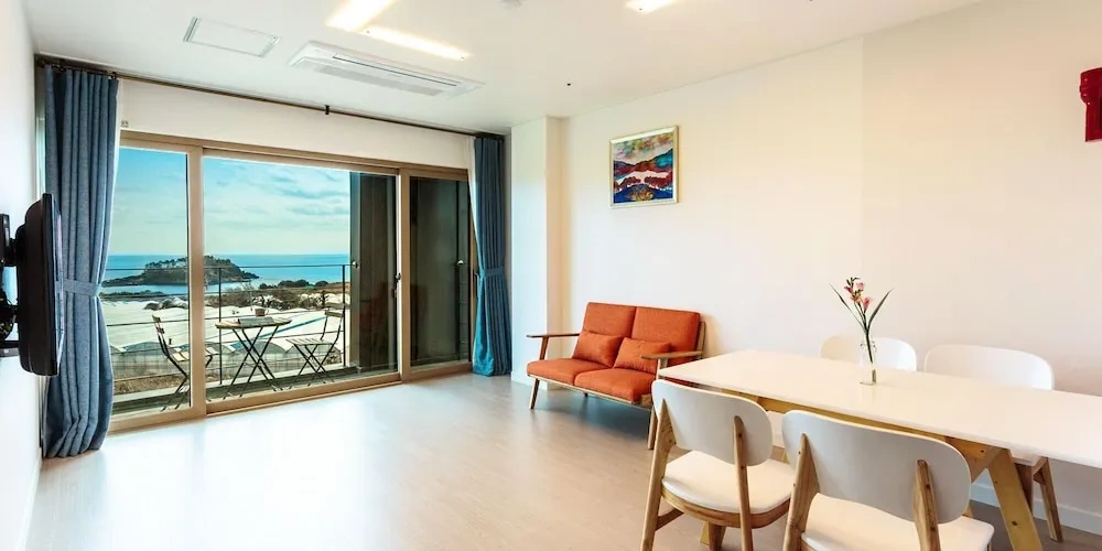2 Bedrooms Standard Double room