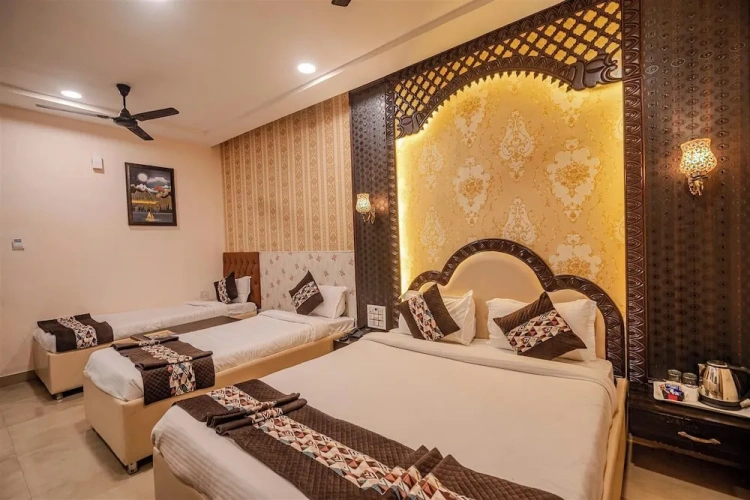 Deluxe Triple room