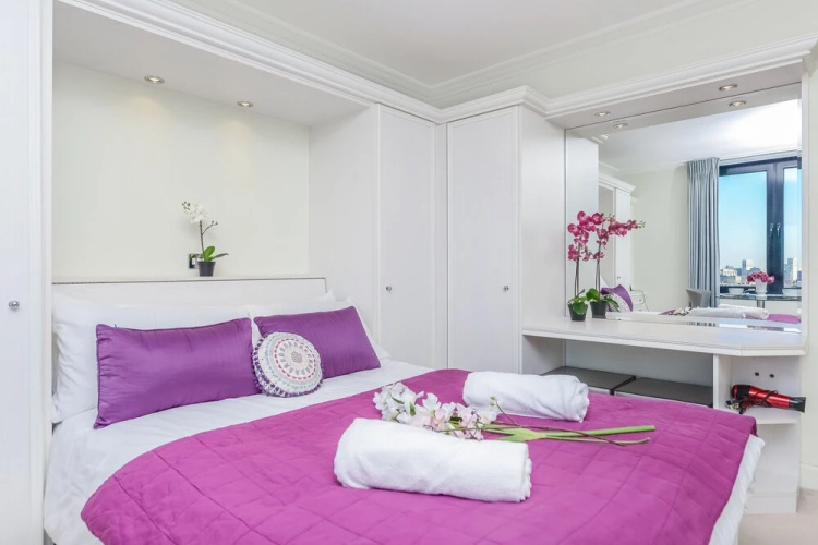 945 - Point west - Studio Apartment