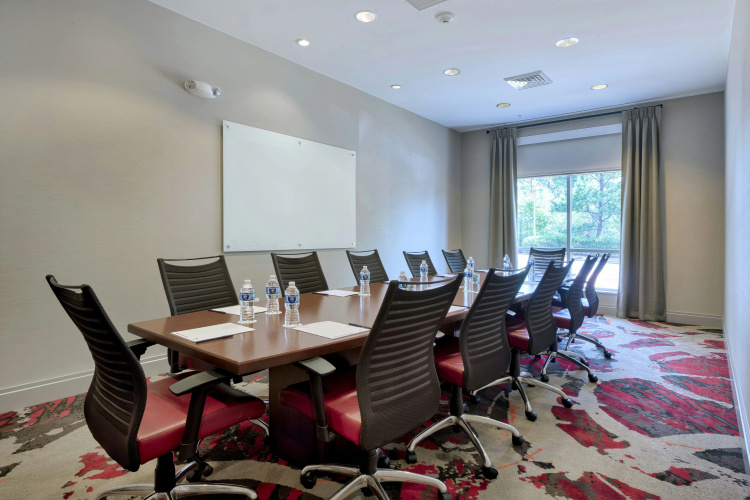 DoubleTree by Hilton Raleigh - Cary photo 24