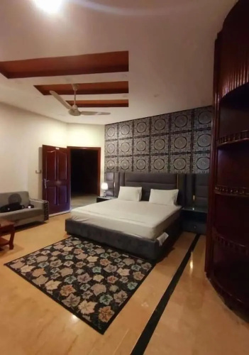 Madcrew Lodge