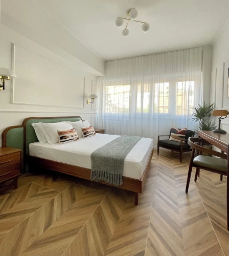 Classic room with city view