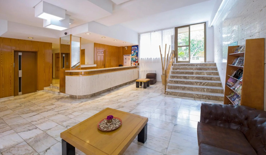 Jovial Apartamentos