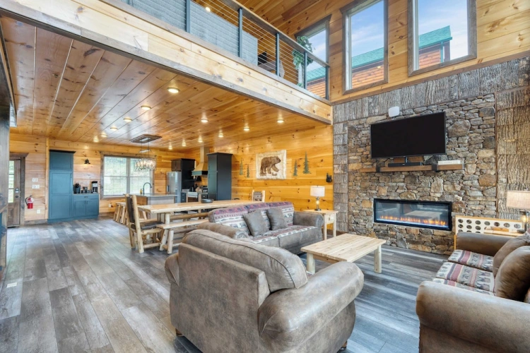 6 Bedrooms Cottage with balcony