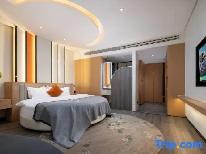 Luxury Suite