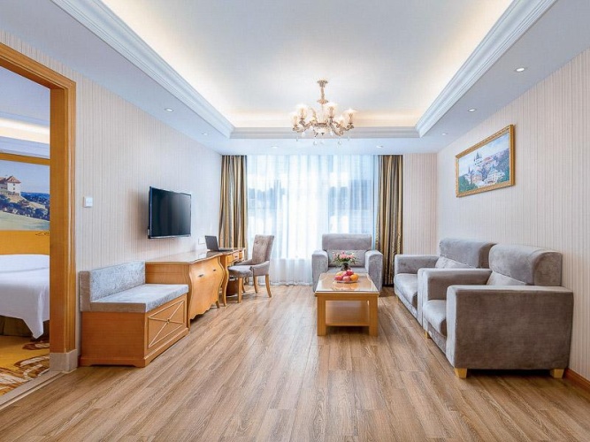 Deluxe Double Suite