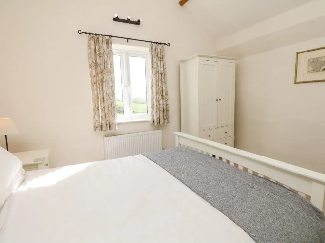 West Henstill House