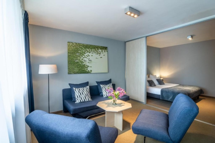 Standard Double Suite