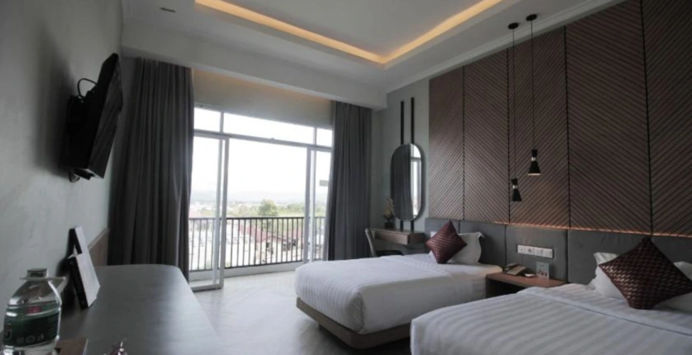 Deluxe Twin room with balcony