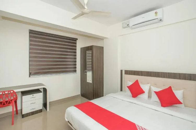 Hotel Cmn Stay