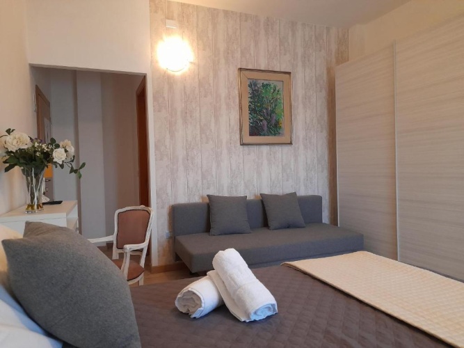 Standard Quadruple room